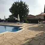 Lilly Villa Peyia
